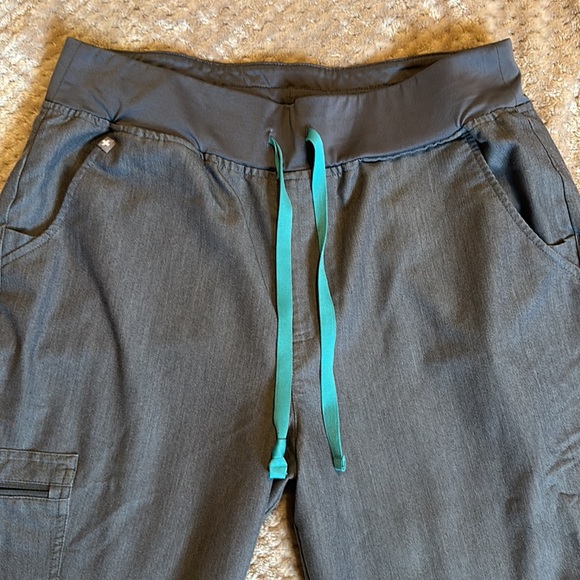 High Waisted Zamora™ Jogger Scrub Pants - Picture 5 of 7